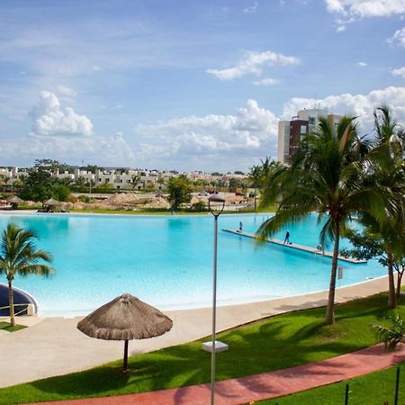 Departamento En Cancun Con 7 Albercas Tipo Playa Y Laguna Exteriör bild