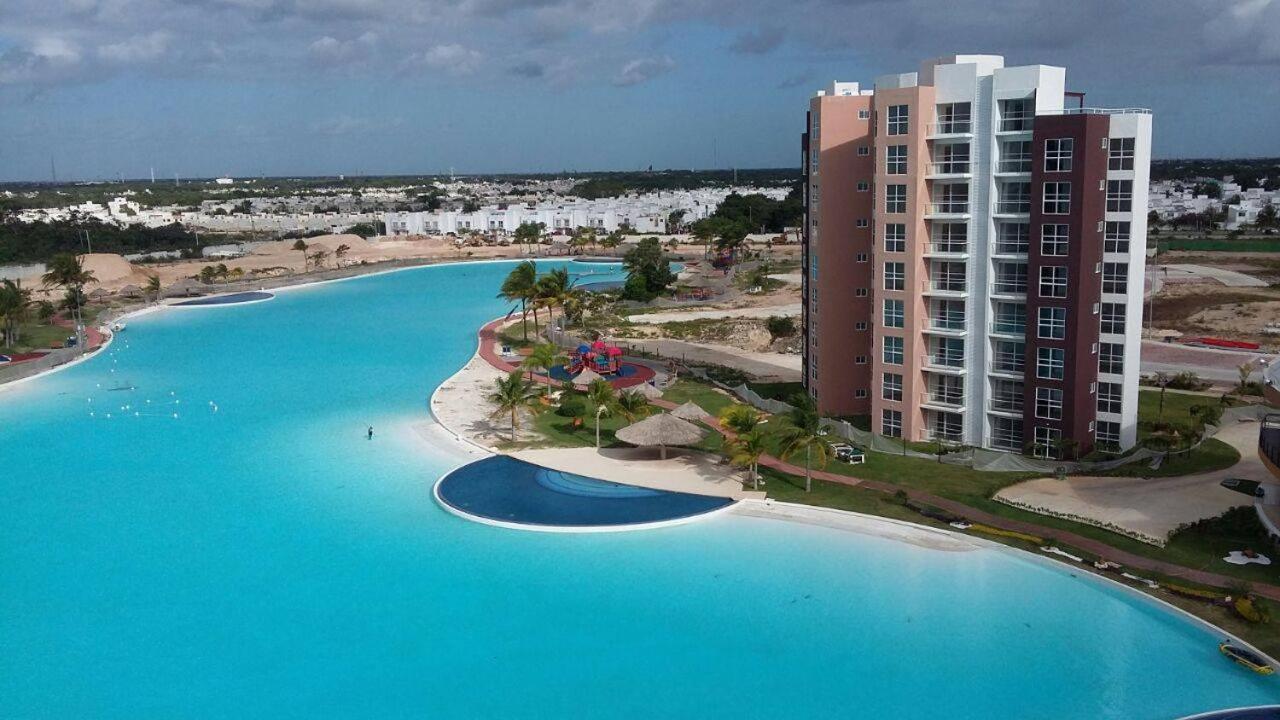 Departamento En Cancun Con 7 Albercas Tipo Playa Y Laguna Exteriör bild