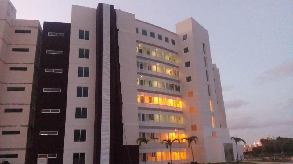 Departamento En Cancun Con 7 Albercas Tipo Playa Y Laguna Exteriör bild